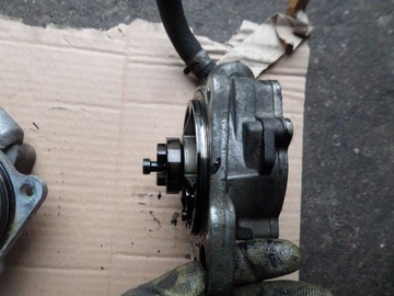 Вакуумный насос Toyota Yaris 2 1.4 D4D 1ND auris