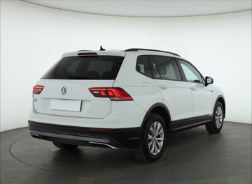 Volkswagen Tiguan Allspace SUV 1.5 TSI EVO 150KM 2021 VW Tiguan Allspace 1.5 TSI, Salon Polska, zdjęcie 4