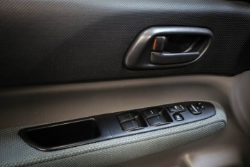 Subaru Forester II 2.0 X 125KM 2005 Subaru Forester 4x4*Reduktor*Pełna historia, zdjęcie 17