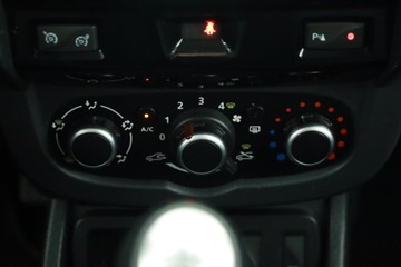 Dacia Duster I SUV Facelifting 1.2 TCe (Euro 6) 125KM 2017 Dacia Duster 1.2 TCe, Navi, Klima, Tempomat, zdjęcie 11