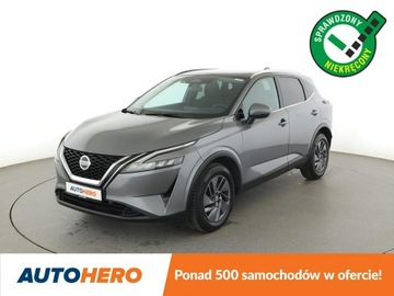 Nissan Qashqai III Crossover 1.3 DIG-T MHEV 140KM 2022 Nissan Qashqai mHEV panorama ACC klima-auto