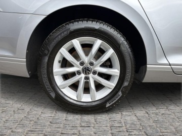 Volkswagen Passat B8 Variant Facelifting 1.5 TSI EVO 150KM 2022 Volkswagen Passat Passat B8 1.5 TSI / 150 KM Busin, zdjęcie 18
