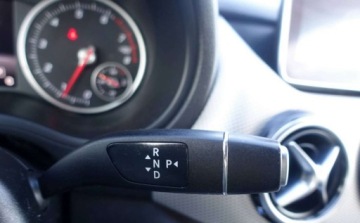 Mercedes Klasa B W246 Sports Tourer 180 BlueEFFICIENCY 122KM 2015 Mercedes-Benz Klasa B 180 1.6 122KM LIFT Automat Full LED Skora Niski prze, zdjęcie 23