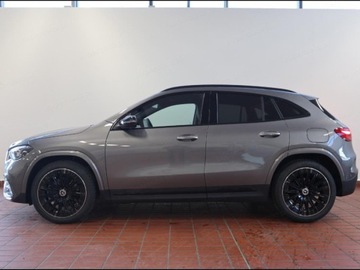 Mercedes GLA II Off-roader Facelifting 2.0 220 190KM 2025 MERCEDES-BENZ GLA 220 4-Matic AMG Line 2.0 (190KM) 2025, zdjęcie 1