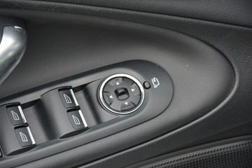 Ford S-Max I Van Facelifting 2.0 Duratorq TDCi DPF 140KM 2012 Ford S-Max Ford S-Max 2.0 TDCi Platinium X 2.0 Diesel 140KM, zdjęcie 35