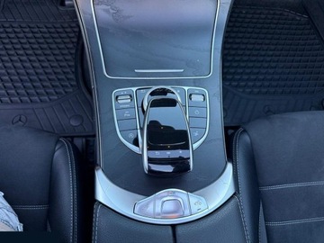 Mercedes Klasa C W205 Coupe 200 184KM 2017 Mercedes C200 9G-TRONIC AMG Line 184KM 2017r Perfekcyjny! Możliwa Zamiana!, zdjęcie 19
