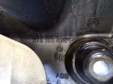 KRYT VENTILU VOLKSWAGEN TRANSPORTER T4 2.5 TDI 074103469F