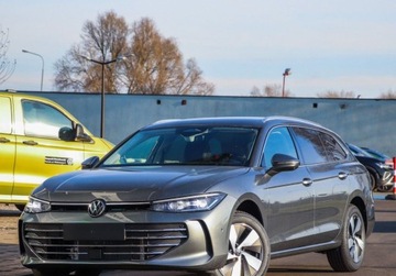 Volkswagen Passat B8 Variant Facelifting 2.0 TDI SCR 150KM 2025 Volkswagen Passat HAK, Podgrzewana kierownica, dostepny od reki 2.0, zdjęcie 8
