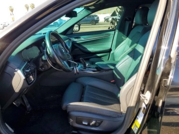 BMW Seria 5 G90-91 2023 BMW Seria 5 530e 2023 2.0 Hybryda 288KM, zdjęcie 7