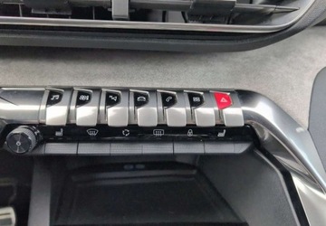 Peugeot 3008 II Crossover Facelifting  1.6 PureTech 180KM 2021 Peugeot 3008 1.6 PureTech GT Pack SS EAT8 SalonPL FVat Od Reki 1.6 Benzyna, zdjęcie 14