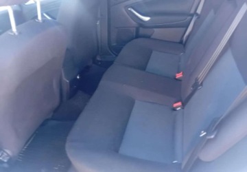 Ford Mondeo IV Kombi 2.0 Duratorq TDCi DPF 140KM 2014 Ford Mondeo SW Ford Mondeo SW 2.0 Diesel 140KM, zdjęcie 9