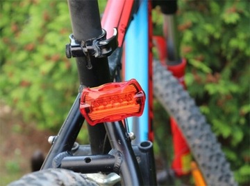 ВЕЛОСИПЕДНОЕ ОСВЕЩЕНИЕ ЗАДНЯЯ ВЕЛОСИПЕДНАЯ ФОНАРЬ 5 светодиодов