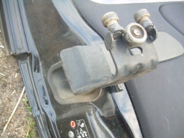 MERCEDES VANEO W414 KLADKA DVEŘE ZADNÍ LEVÝ STŘEDNÍ