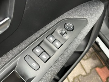 Peugeot 3008 II Crossover 1.2 PureTech 130KM 2019 Peugeot 3008 Kamera cofania Zadbany FV23%, zdjęcie 6