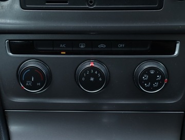 Volkswagen Golf VII Hatchback 3d 1.2 TSI BlueMotion Technology 85KM 2016 VW Golf 1.2 TSI, Salon Polska, VAT 23%, Klima, zdjęcie 14