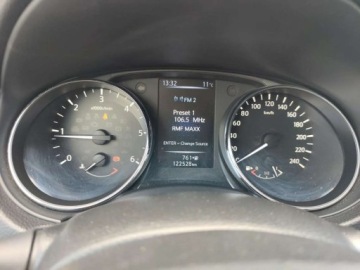 Nissan Qashqai II Crossover 1.6 dCi 130KM 2016 Nissan Qashqai Salon PL 4X4 1,6T diesel manual 1.6 Diesel 130KM, zdjęcie 13