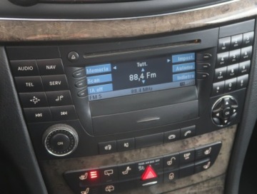 Mercedes Klasa E W211 Kombi S211 3.0 V6 (320 CDI) 224KM 2005 Mercedes E E 320 CDI , 221 KM, Automat, Navi, zdjęcie 11