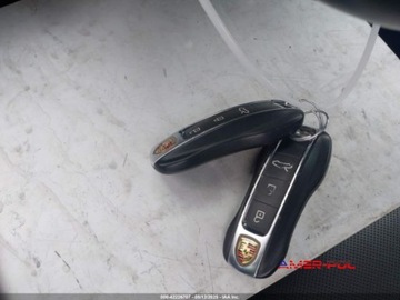 Porsche 911 992 2020 Porsche 911 2020r. , 3,0L 2020 CARRERA 4 3.0 Benzyna 379KM, zdjęcie 12