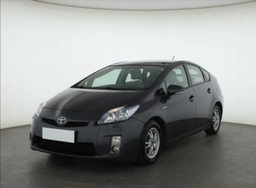 Toyota Prius III Hatchback 1.8 HSD 136KM 2011 Toyota Prius 1.8 VVT-i HSD, Salon Polska, Automat, zdjęcie 1