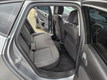 Opel Astra J Hatchback 5d 1.6 Twinport ECOTEC 115KM 2010 Opel Astra Opłacona Zdrowa Zadbana Serwisowana, zdjęcie 10