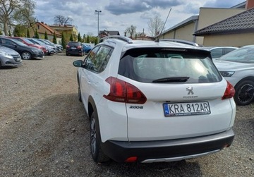 Peugeot 2008 I SUV Facelifting 1.2 PureTech 110KM 2017 Peugeot 2008 1.2 Benzyna 110KM, zdjęcie 3