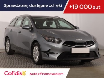 Kia Ceed III Kombi Facelifting 1.5 T-GDI 160KM 2022 Kia Ceed 1.5 T-GDI, Salon Polska, Serwis ASO
