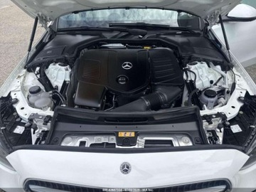 Mercedes Klasa C W206 2022 Mercedes-Benz Klasa C 300 4Matic 2022 2.0l 2.0 Benzyna 255KM, zdjęcie 4