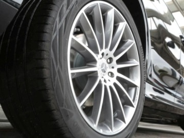 Mercedes GLE V167 SUV Facelifting 2.0 300d 269KM 2025 MERCEDES-BENZ GLE 300 d 4-Matic AMG Line 2.0 (269KM) 2025, zdjęcie 16