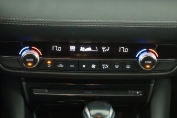 Mazda 6 III Sport Kombi Facelifting 2018 2.0 Skyactiv-G 165KM 2018 Mazda 6 2.0 Skyactiv-G, Salon Polska, Serwis ASO, zdjęcie 9