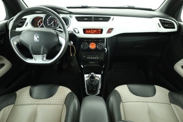 DS 3 Hatchback (Citroen) 1.6 VTi 120KM 2014 Citroen DS3 1.6 VTi, Klima, Klimatronic, Tempomat, zdjęcie 14