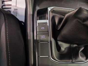 Volkswagen Tiguan II SUV 2.0 TDI 150KM 2018 Volkswagen Tiguan II 2.0 VW Nawi, Kamera, ACC, Asystent pasa, zdjęcie 11