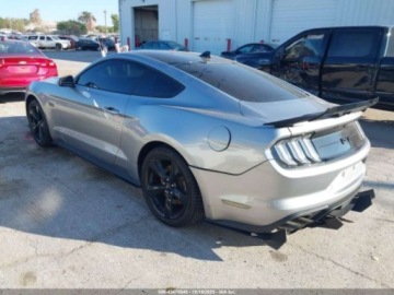 Ford Mustang VI Mach 1 5.0 Ti-VCT 460KM 2021 Ford Mustang GT Fastback 2021 5.0l 5.0 Benzyna 460KM, zdjęcie 3