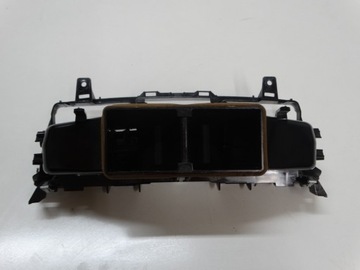 ЦЕНТРАЛЬНЫЕ РЕШЕТКИ ВОЗДУХА НА RENAULT LAGUNA III DECK
