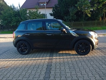 Mini Countryman F60 2016 Samochód osobowy mini Coutyman R60, zdjęcie 1