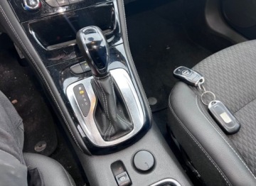 Opel Astra K Sports Tourer 1.6 CDTI 136KM 2017 ASTRA K 1.6CDTI AUTOMAT FULL KAMERA EL.KLAPA KEYLESSGO PÓŁ SKÓRY, zdjęcie 18