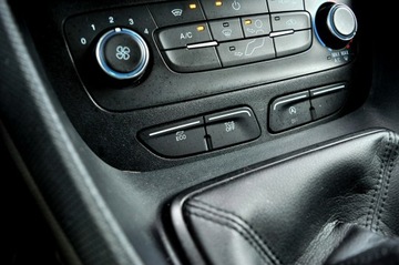 Ford Transit Connect II VAN 1.5 TDCi 120KM 2020 Ford Transit Connect 1.5 120KM Long Klima 2xDrzwi, zdjęcie 26