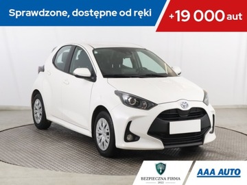 Toyota Yaris IV 2021 Toyota Yaris 1.5 Hybrid, Salon Polska, Serwis ASO