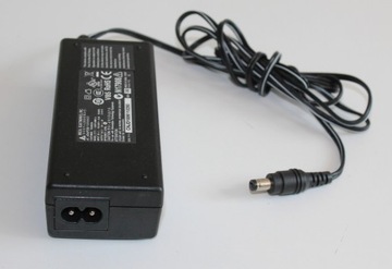 БЛОК ПИТАНИЯ DC 12В 2А 5,5/2,5 24Вт Delta EADP-24MB