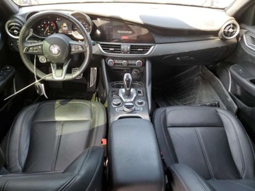 Alfa Romeo Giulia II Sedan Facelifting 2.0 Turbo 280KM 2022 Alfa Romeo Giulia 2022 2.0l 2.0 Benzyna 280KM, zdjęcie 8