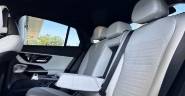 Mercedes GLC C254/X254 SUV 2.0 300d 269KM 2024 Mercedes-Benz GLC SalonPL 300d AMG Coupe Panorama Airmatic Bumester Kamera, zdjęcie 18