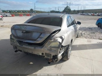 Mercedes Klasa C W205 2019 Mercedes-Benz Klasa C 4MATIC Sedan 255KM , od ubezpieczalni 2.0 Benzyna, zdjęcie 7