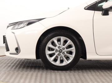 Toyota Corolla XII Sedan 1.5 VVT-i 125KM 2022 Toyota Corolla 1.5 VVT-i, Salon Polska, zdjęcie 14