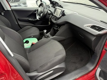 Peugeot 208 I Hatchback 5d Facelifting 1.2 PureTech 82KM 2015 Peugeot 208 Klimatronik*, zdjęcie 11