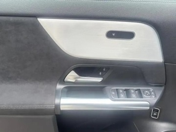 Mercedes GLA II Off-roader Facelifting 1.3 200 163KM 2025 MERCEDES-BENZ GLA 200 AMG Line Suv 1.3 (163KM) 2025, zdjęcie 10