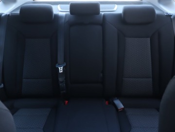 Hyundai i40 Sedan 1.7 CRDi 115KM 2012 Hyundai i40 1.7 CRDI, Navi, Klima, Klimatronic, zdjęcie 9