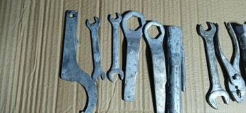 YAMAHA TDM 850 4TX СЕРВИСНЫЕ КЛЮЧИ ИНСТРУМЕНТЫ КРЮЧКОВЫЙ КЛЮЧ ДЛЯ АМОРТИЗАТОРА