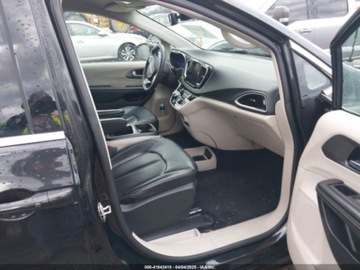 Chrysler Pacifica II 2022 Chrysler Pacifica Touring L 2022 3.6l 3.6 Benzyna 287KM, zdjęcie 9