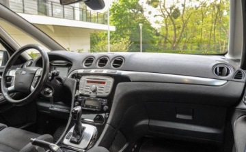 Ford S-Max I Van Facelifting 2.0 Duratorq TDCi DPF 163KM 2011 Ford S-Max 2,0TDCI Automat Lift 2.0 Diesel 163KM, zdjęcie 9