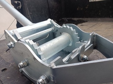 Лебедка ручная RTECH 1 тонна TERENWIZJA