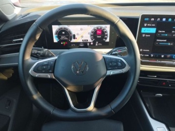 Volkswagen Passat B8 Variant Facelifting 2.0 TDI SCR 150KM 2024 Volkswagen Passat 2.0 TDI 150KM Elegance DSGKamera 360LED-MatrixVirtualSal, zdjęcie 13